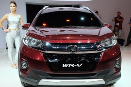 Đấu Hyundai i20 - Honda WR-V "chốt giá" chỉ từ 270 triệu